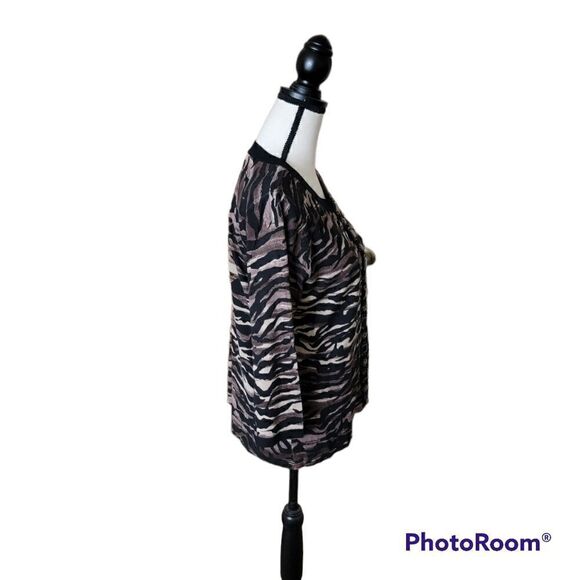 Chico's Bejeweled Animal Snap Front Cardigan. NWT. Size 1. - Picture 2 of 8